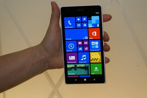 Nokia Lumia 1520 поместится в карман