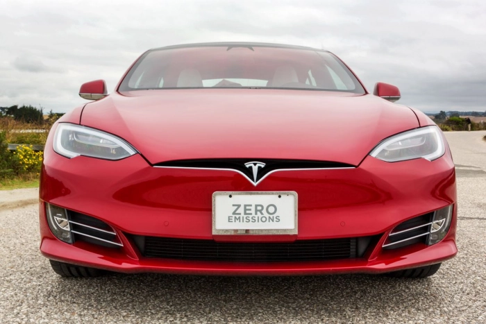 Министерство юстиции взяло Tesla за горло из-за твита о возможном выкупе