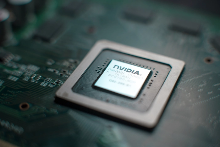 Nvidia производит новый «продвинутый» чип специально для Китая 