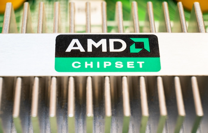 США внесли в "черный список" китайские предприятия AMD