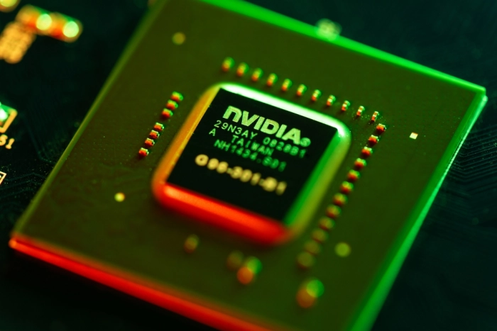 Китайские власти покупают чипы Nvidia несмотря на санкции
