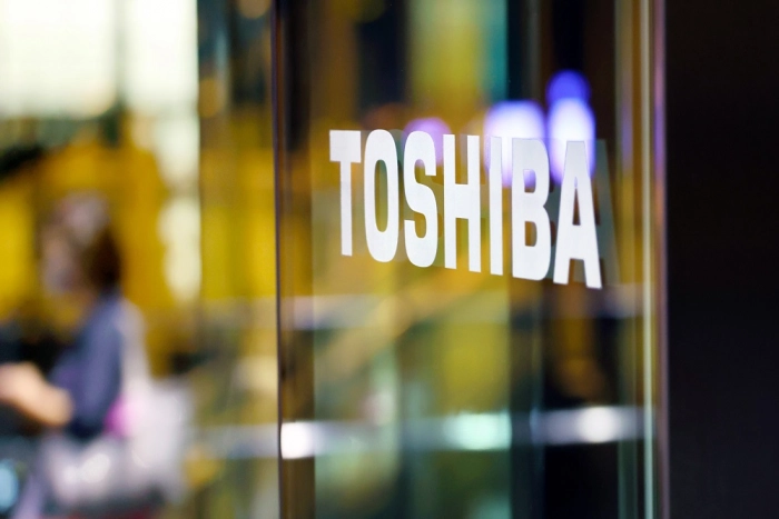 Измученная финансовыми неурядицами Toshiba переходит в другие руки