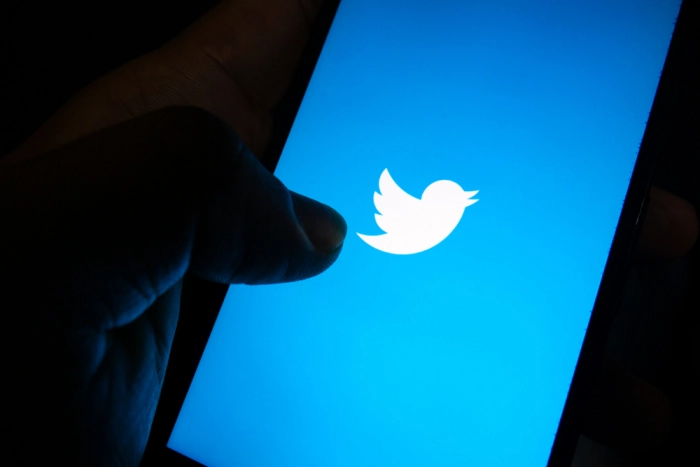 Twitter запрещает пользователям публиковать фото и видео людей без их согласия