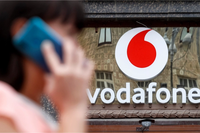 Vodafone приостанавливает партнерство с МТС