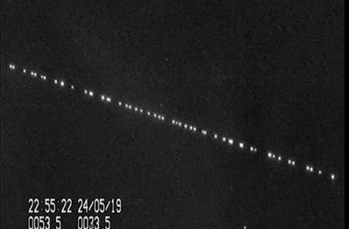 SpaceX «затемнила» спутники Starlink в небе, но они все равно мешают астрономам