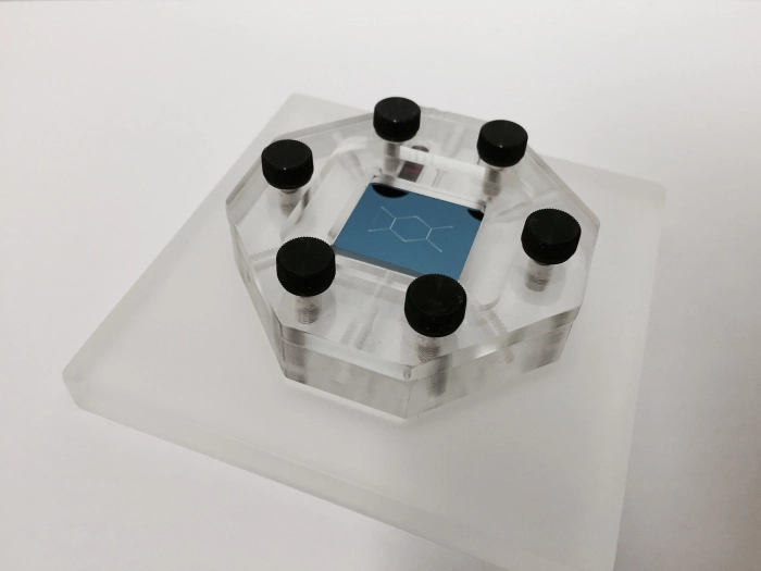 «Лаборатория на чипе» IBM поможет диагностировать заболевания на наноуровне
