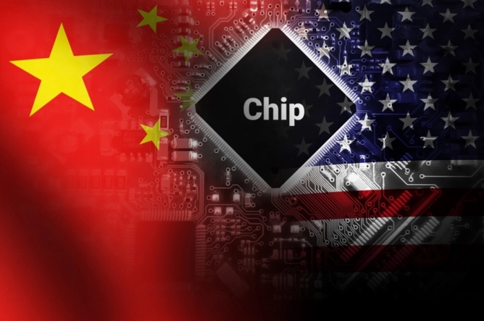 Обзор IT-Weekly: Остановят ли США прогресс китайской чип-индустрии? Хакеры похищают данные с защищенных USB-накопителей