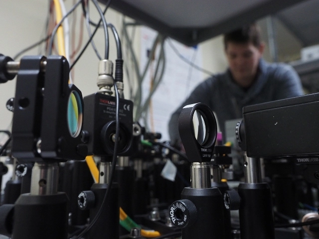 Физики МГУ работают над созданием квантового телефона