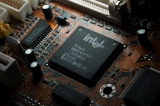 В Intel сообщили детали о новом ИИ-чипе Gaudi 3, который станет конкурентом Nvidia H100