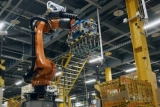 Яндекс Маркет представил новую модель складского робота со встроенной нейросетью