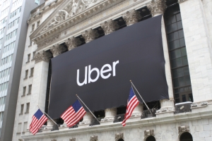 
		
			Сервис доставки Uber Eats вырос вдвое, а услуги такси все еще под ударом COVID-19		
		