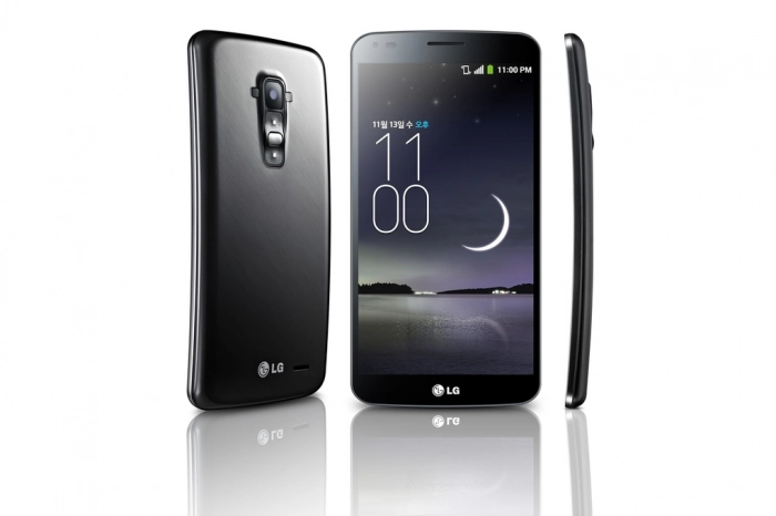 Смартфон LG с изогнутым OLED-экраном