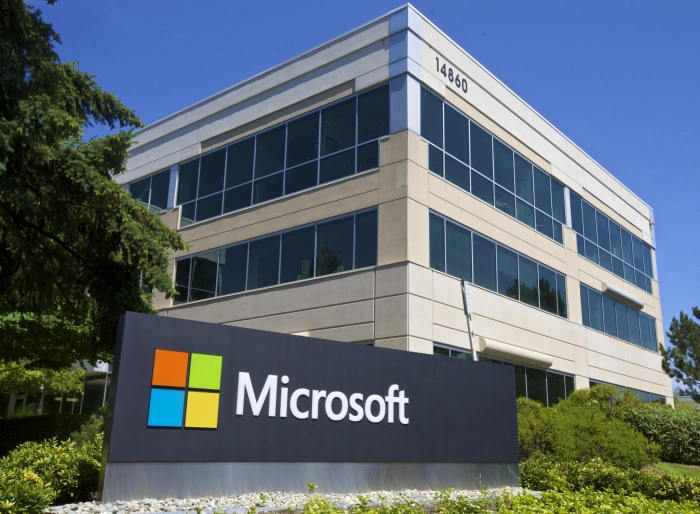 Microsoft получила AR-контракт Минобороны США на полмиллиарда