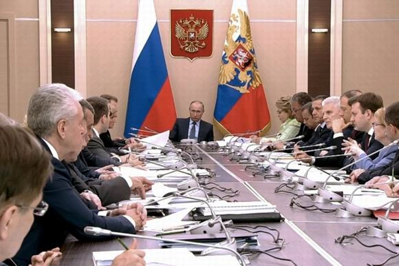 Николай Никифоров представил Владимиру Путину программу «Цифровая экономика»
