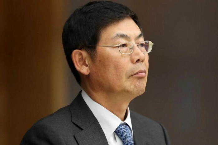 Председатель совета директоров Samsung уходит со своего поста
