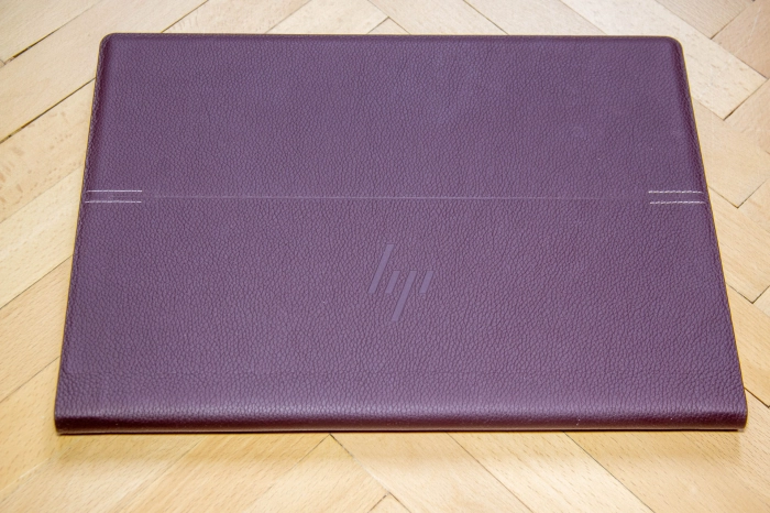 HP Spectre Folio13-ak0007ur: кожа, металл и стекло
