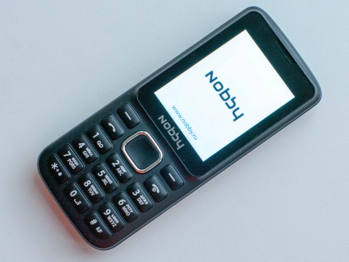 Nobby 230: кнопочный телефон с 3G и Wi-Fi