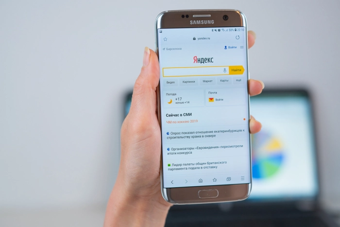Яндекс обновил свой поисковик и запустил сервис «Яндекс.Q»