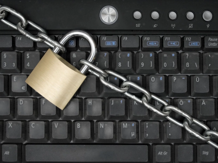 Как защититься от мошенников: пароля уже мало