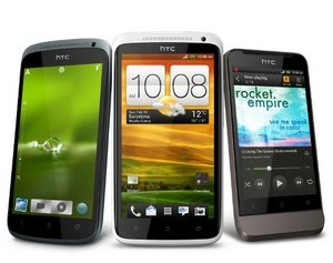 Новая серия смартфонов HTC One в России 