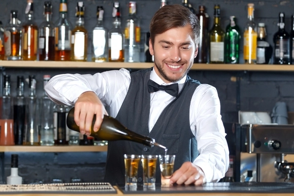 ИБ и алкоголь: в британских барах теряется 138 тыс гаджетов в год