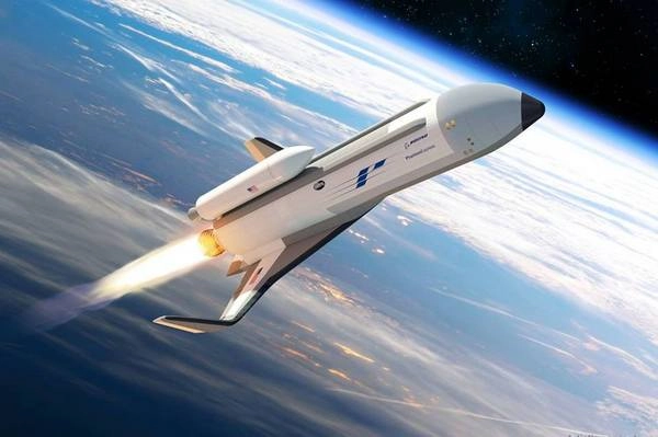 Гиперзвуковой самолет Boeing запустит груз на орбиту за три часа