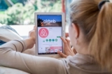 Airbnb пообещал превратить домовладельцев в предпринимателей, а компанию в семью