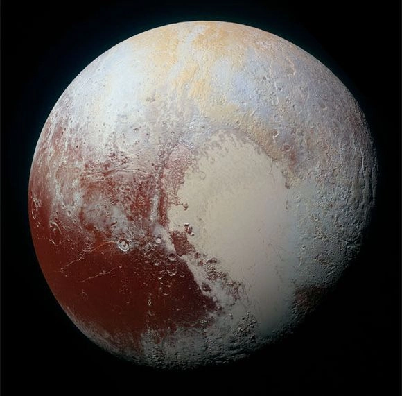 Плутон: пористый и загадочный