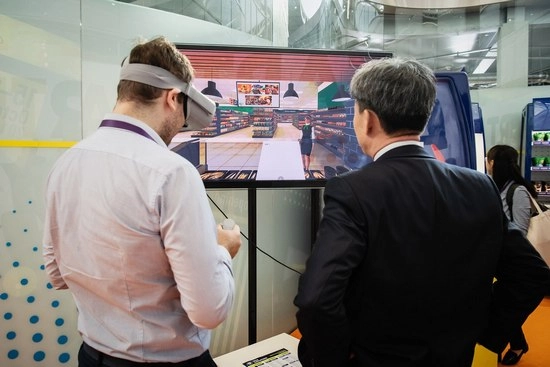 X5 будет обучать персонал в VR-очках