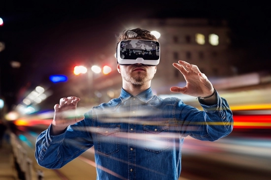 Canalys: в 2016-м в мире будет продано 2 млн VR-устройств