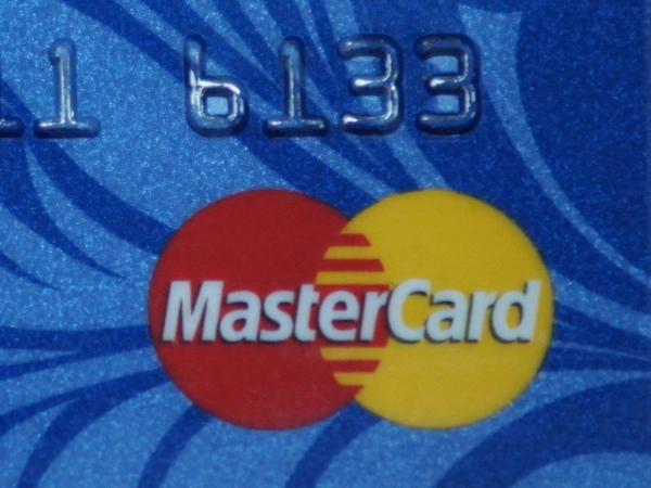 Mastercard и «Мегафон» запускают финансовый маркетплейс для владельцев смартфонов