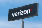 Verizon продает Yahoo и AOL