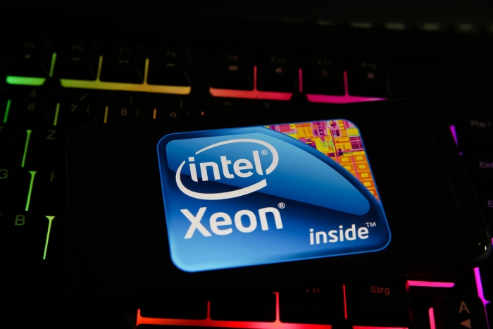 Intel добавляет эффективный чип в линейку Xeon