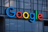 Выпуск первого складного телефона Google отложен до 2023 года