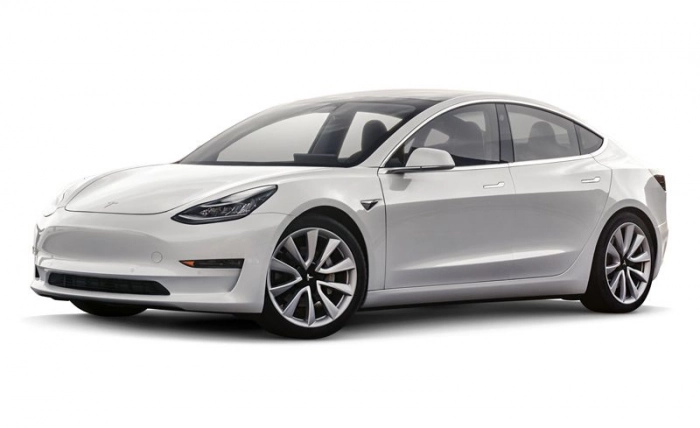 Tesla начала принимать предзаказы на Model 3 в Китае
