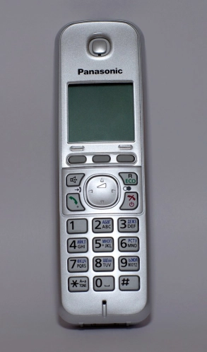 Panasonic KX-TG6721: телефон с функцией резервного питания. Рис. 2