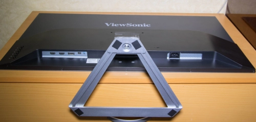 Viewsonic VX3276-2K-mhd: c высокой точностью цветопередачи. Рис. 1