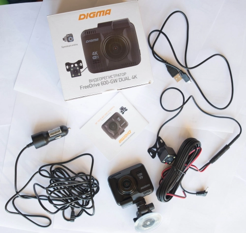 Digma FreeDrive 600-GW DUAL 4K: в оба глаза. Рис. 1