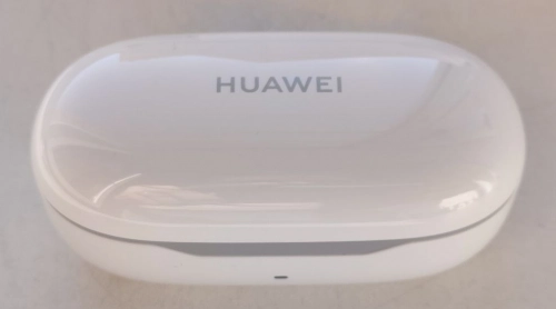 Huawei FreeBuds SE: компактно, недорого, легко. Рис. 1