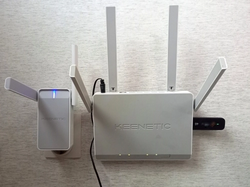 Keenetic Buddy 5S: бесшовный Wi-Fi, или «Дай-ка я тебя обниму!». Рис. 1