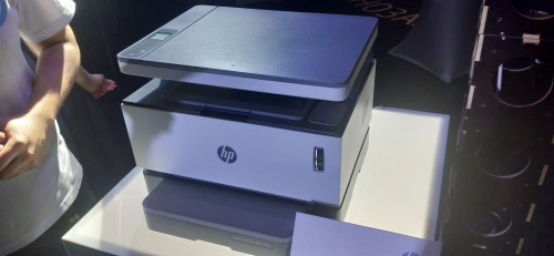 HP продемонстрировала лазерный принтер без картриджа. Рис. 1