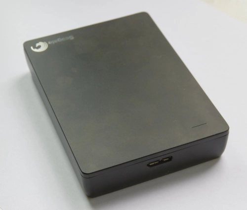 Seagate Backup Plus Fast: емкий как HDD, быстрый как SSD. Рис. 4